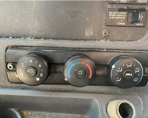 FREIGHTLINER CASCADIA Temperature Control