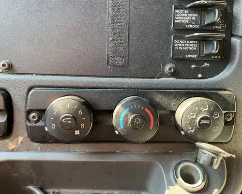 FREIGHTLINER CASCADIA Temperature Control