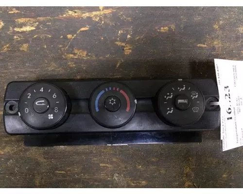 FREIGHTLINER CASCADIA Temperature Control