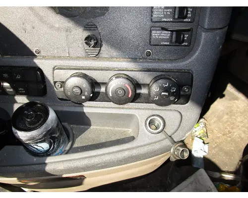 FREIGHTLINER CASCADIA Temperature Control