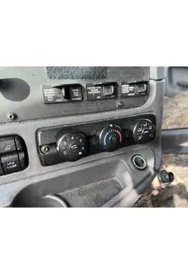 FREIGHTLINER CASCADIA Temperature Control