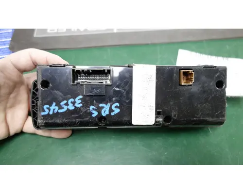 FREIGHTLINER CASCADIA Temperature Control