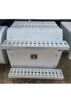 FREIGHTLINER CASCADIA Tool Box