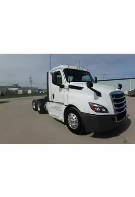 FREIGHTLINER CASCADIA Used Trucks