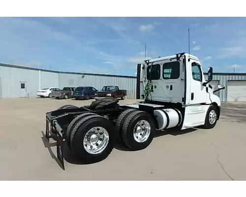 FREIGHTLINER CASCADIA Used Trucks