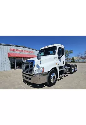FREIGHTLINER CASCADIA Used Trucks