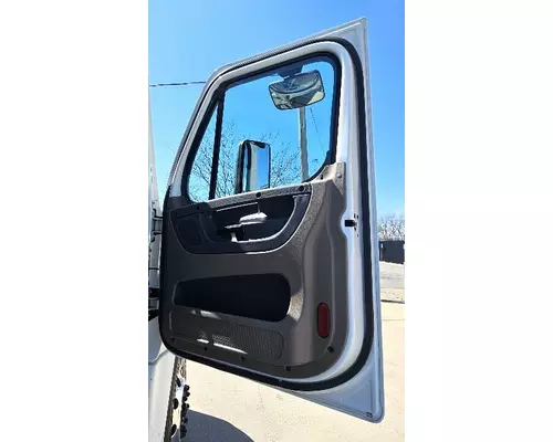 FREIGHTLINER CASCADIA Used Trucks
