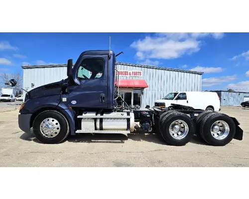 FREIGHTLINER CASCADIA Used Trucks