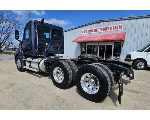 FREIGHTLINER CASCADIA Used Trucks