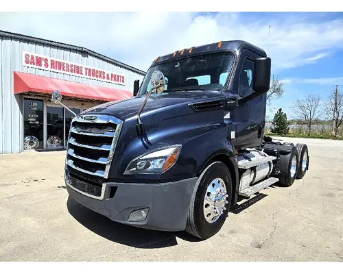 FREIGHTLINER CASCADIA Used Trucks