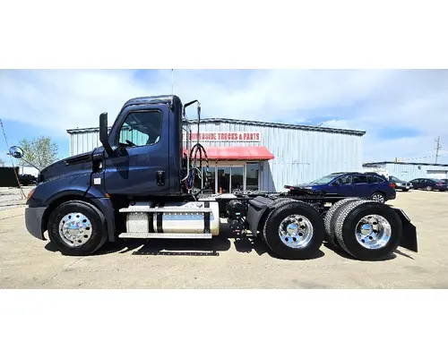 FREIGHTLINER CASCADIA Used Trucks