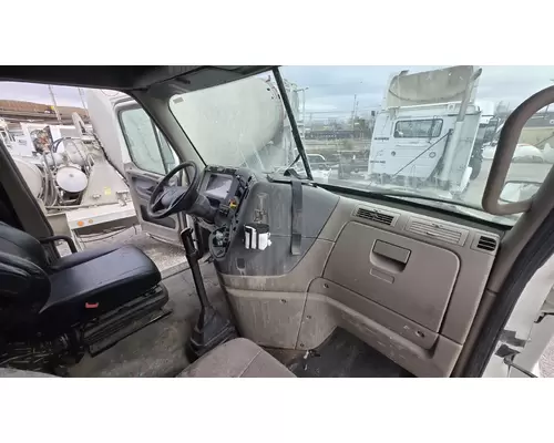 FREIGHTLINER CASCADIA Vehicle For Sale