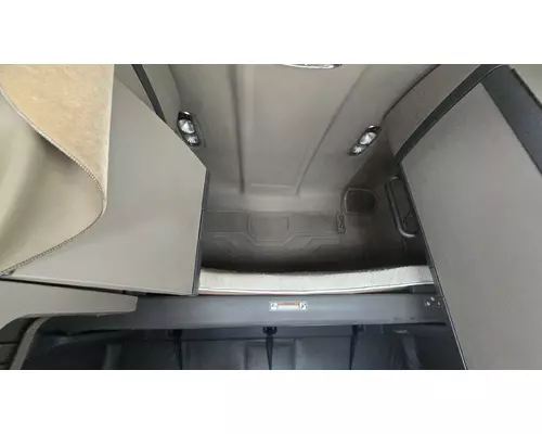 FREIGHTLINER CASCADIA Vehicle For Sale