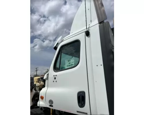 FREIGHTLINER CASCADIA Vehicle For Sale