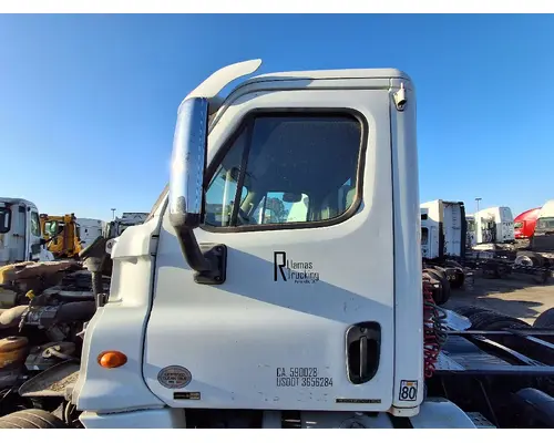 FREIGHTLINER CASCADIA Vehicle For Sale