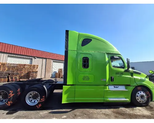 FREIGHTLINER CASCADIA Vehicle For Sale