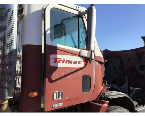 FREIGHTLINER CENTURY 112 1996-2010 DOOR ASSEMBLY, FRONT