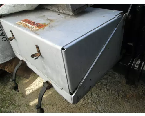 FREIGHTLINER CENTURY 112 BATTERY BOX