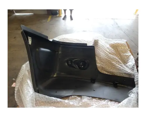 FREIGHTLINER CENTURY 112 Bumper End Cap
