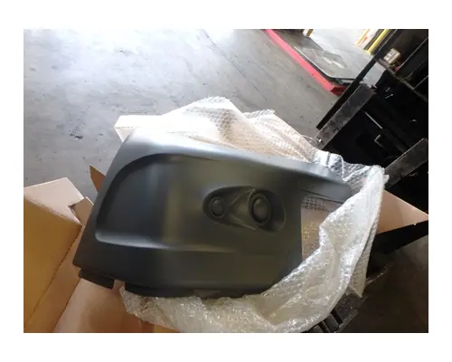 FREIGHTLINER CENTURY 112 Bumper End Cap