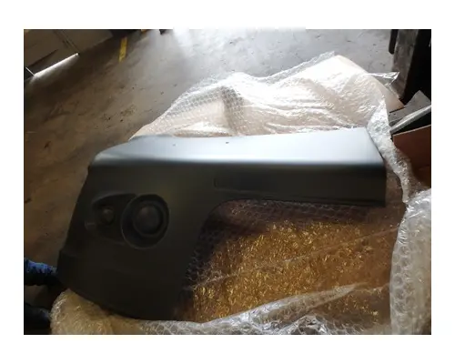 FREIGHTLINER CENTURY 112 Bumper End Cap