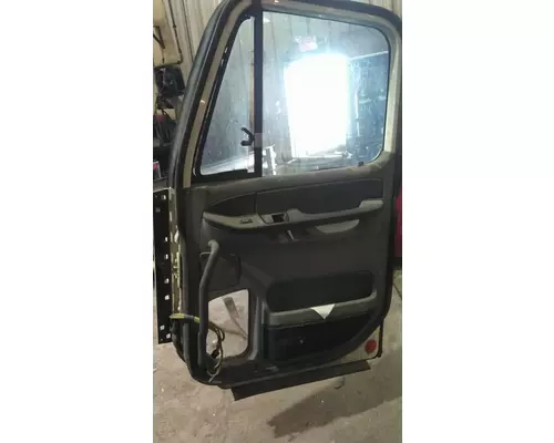 FREIGHTLINER CENTURY 112 DOOR ASSEMBLY, FRONT