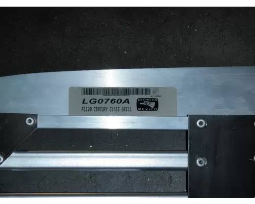 FREIGHTLINER CENTURY 120 1996-2003 GRILLE