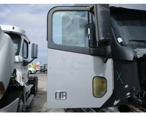 FREIGHTLINER CENTURY 120 1996-2010 DOOR ASSEMBLY, FRONT