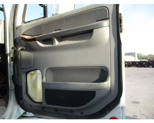 FREIGHTLINER CENTURY 120 1996-2010 DOOR ASSEMBLY, FRONT