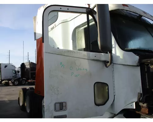 FREIGHTLINER CENTURY 120 1996-2010 DOOR ASSEMBLY, FRONT