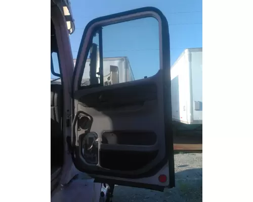 FREIGHTLINER CENTURY 120 1996-2010 DOOR ASSEMBLY, FRONT