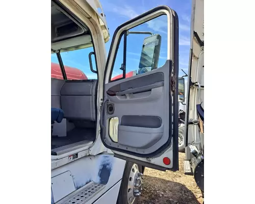 FREIGHTLINER CENTURY 120 1996-2010 DOOR ASSEMBLY, FRONT
