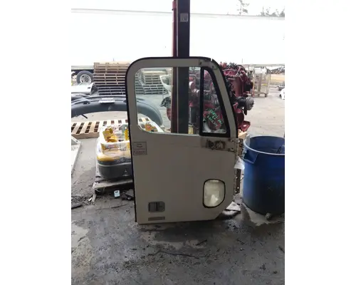 FREIGHTLINER CENTURY 120 1996-2010 DOOR ASSEMBLY, FRONT