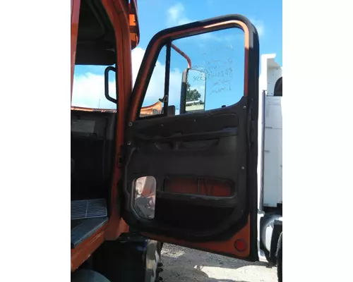 FREIGHTLINER CENTURY 120 1996-2010 DOOR ASSEMBLY, FRONT