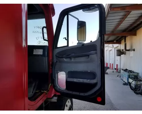 FREIGHTLINER CENTURY 120 1996-2010 DOOR ASSEMBLY, FRONT