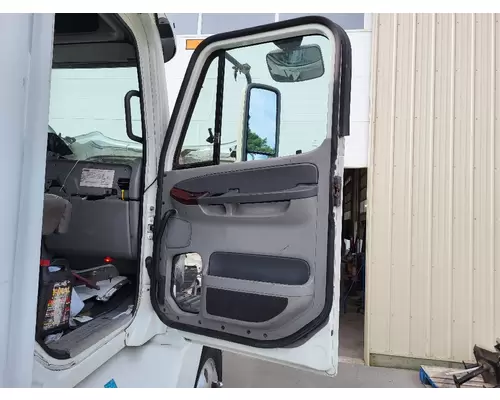 FREIGHTLINER CENTURY 120 1996-2010 DOOR ASSEMBLY, FRONT