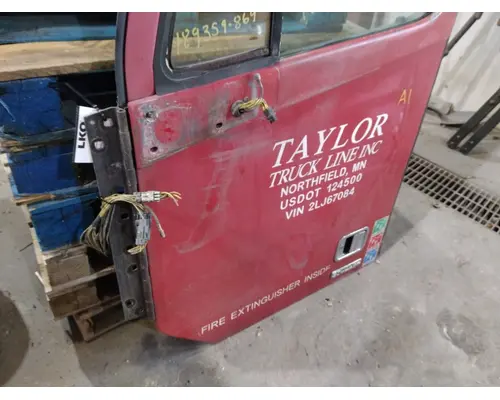 FREIGHTLINER CENTURY 120 1996-2010 DOOR ASSEMBLY, FRONT