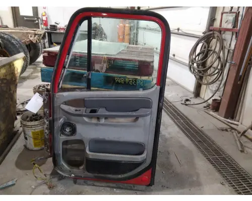 FREIGHTLINER CENTURY 120 1996-2010 DOOR ASSEMBLY, FRONT