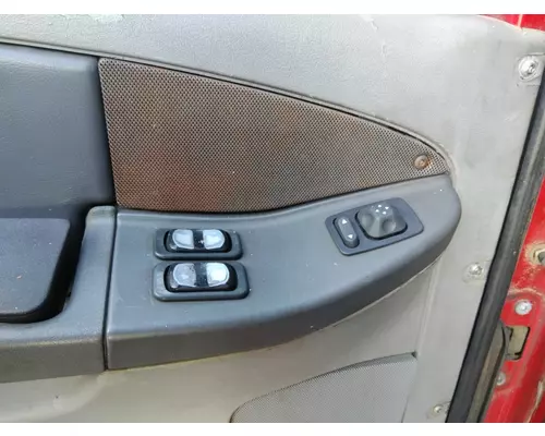 FREIGHTLINER CENTURY 120 1996-2010 DOOR ASSEMBLY, FRONT