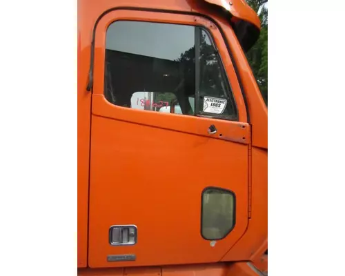 FREIGHTLINER CENTURY 120 1996-2010 DOOR ASSEMBLY, FRONT
