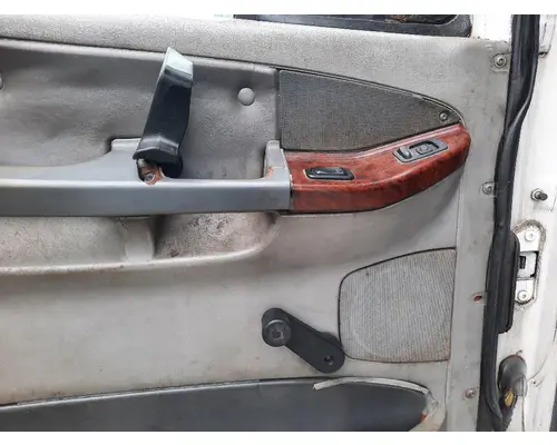 FREIGHTLINER CENTURY 120 1996-2010 DOOR ASSEMBLY, FRONT