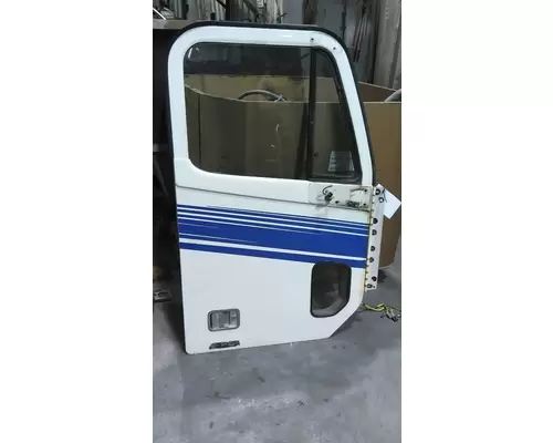 FREIGHTLINER CENTURY 120 1996-2010 DOOR ASSEMBLY, FRONT