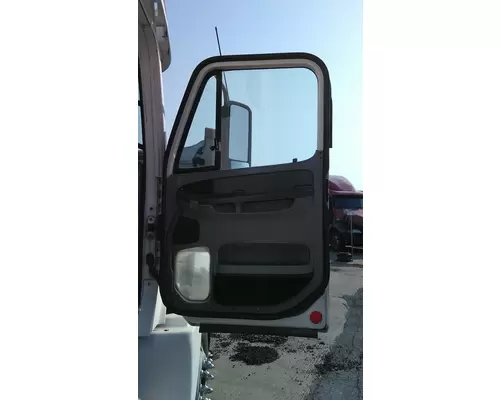 FREIGHTLINER CENTURY 120 1996-2010 DOOR ASSEMBLY, FRONT