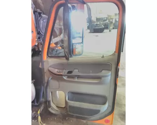 FREIGHTLINER CENTURY 120 1996-2010 DOOR ASSEMBLY, FRONT