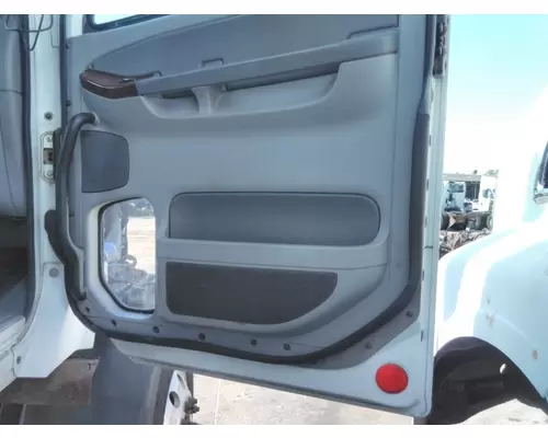 FREIGHTLINER CENTURY 120 1996-2010 DOOR ASSEMBLY, FRONT
