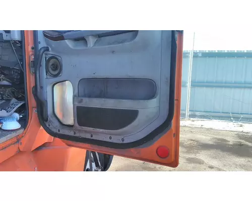 FREIGHTLINER CENTURY 120 1996-2010 DOOR ASSEMBLY, FRONT