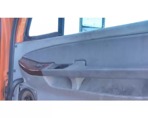 FREIGHTLINER CENTURY 120 1996-2010 DOOR ASSEMBLY, FRONT