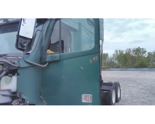 FREIGHTLINER CENTURY 120 1996-2010 DOOR ASSEMBLY, FRONT