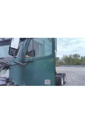 FREIGHTLINER CENTURY 120 1996-2010 DOOR ASSEMBLY, FRONT