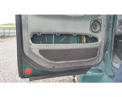 FREIGHTLINER CENTURY 120 1996-2010 DOOR ASSEMBLY, FRONT